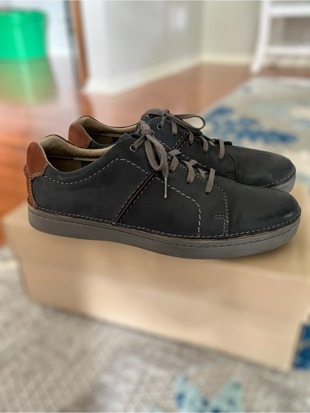 Clarks Kitna Walk Shoes Navy Nubuck Leather Size 10 M EUC